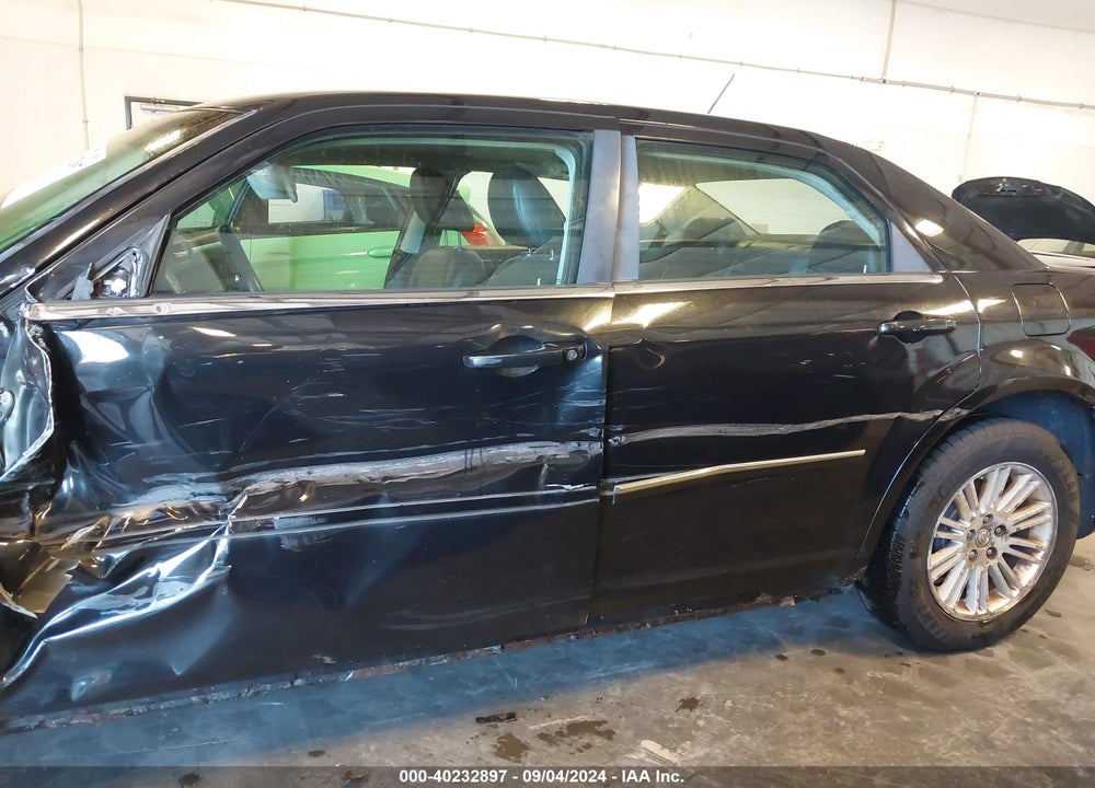 2008 CHRYSLER 300 TOURING VIN: 2C3KA53G58H126183
