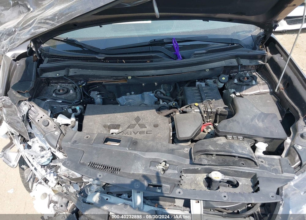 2017 MITSUBISHI OUTLANDER ES VIN: JA4AZ2A31HZ030835