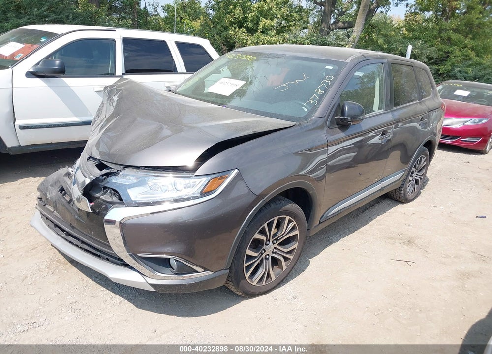 2017 MITSUBISHI OUTLANDER ES VIN: JA4AZ2A31HZ030835