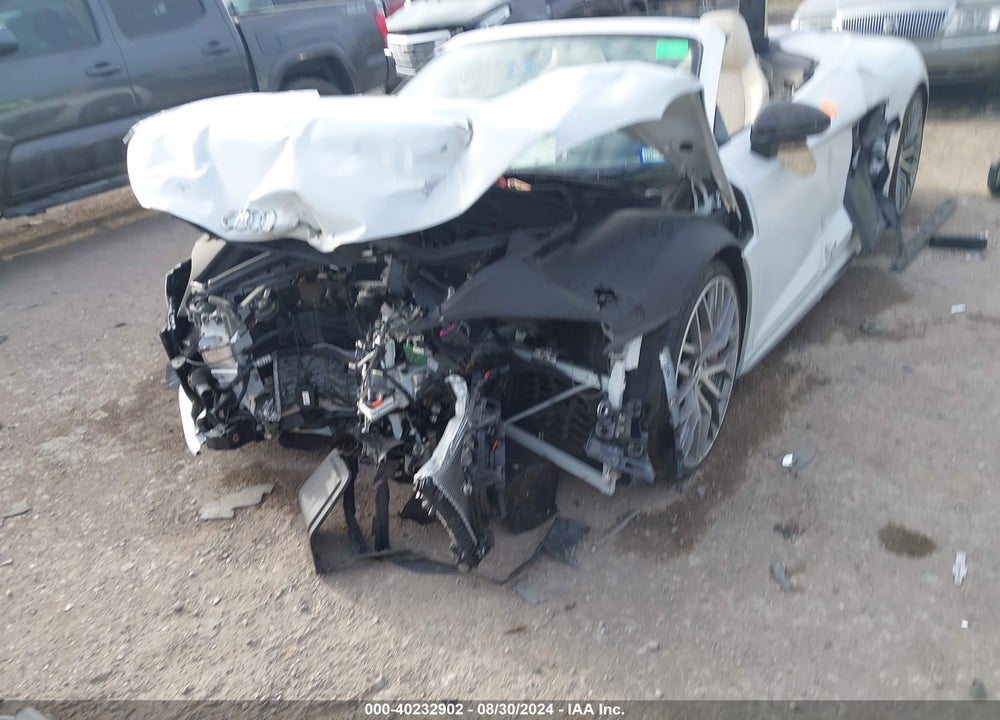 2018 AUDI R8 5.2 V10 PLUS VIN: WUA4BCFX3J7900436