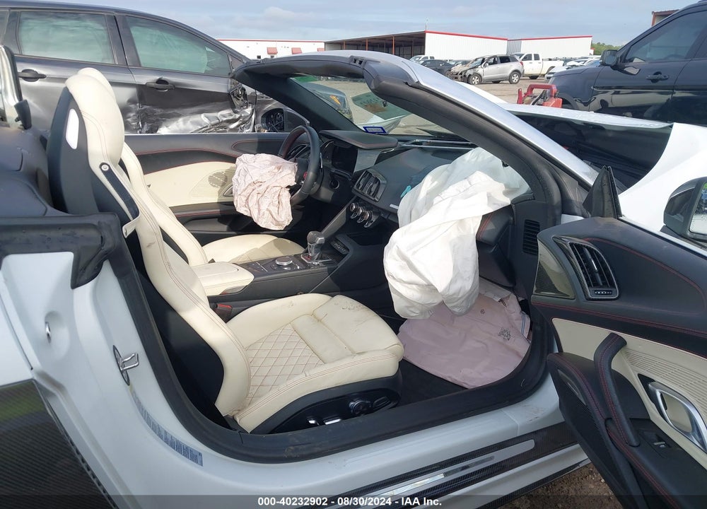 2018 AUDI R8 5.2 V10 PLUS VIN: WUA4BCFX3J7900436