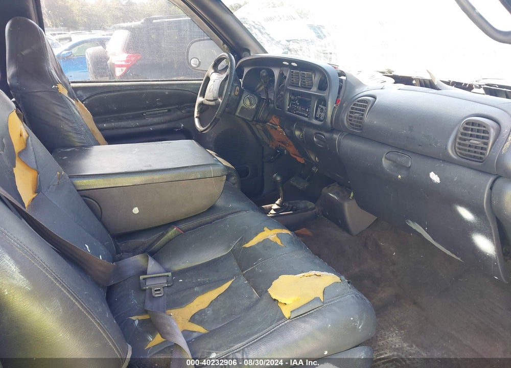 2001 DODGE RAM 1500 ST VIN: 3B7HF13Z71G745925