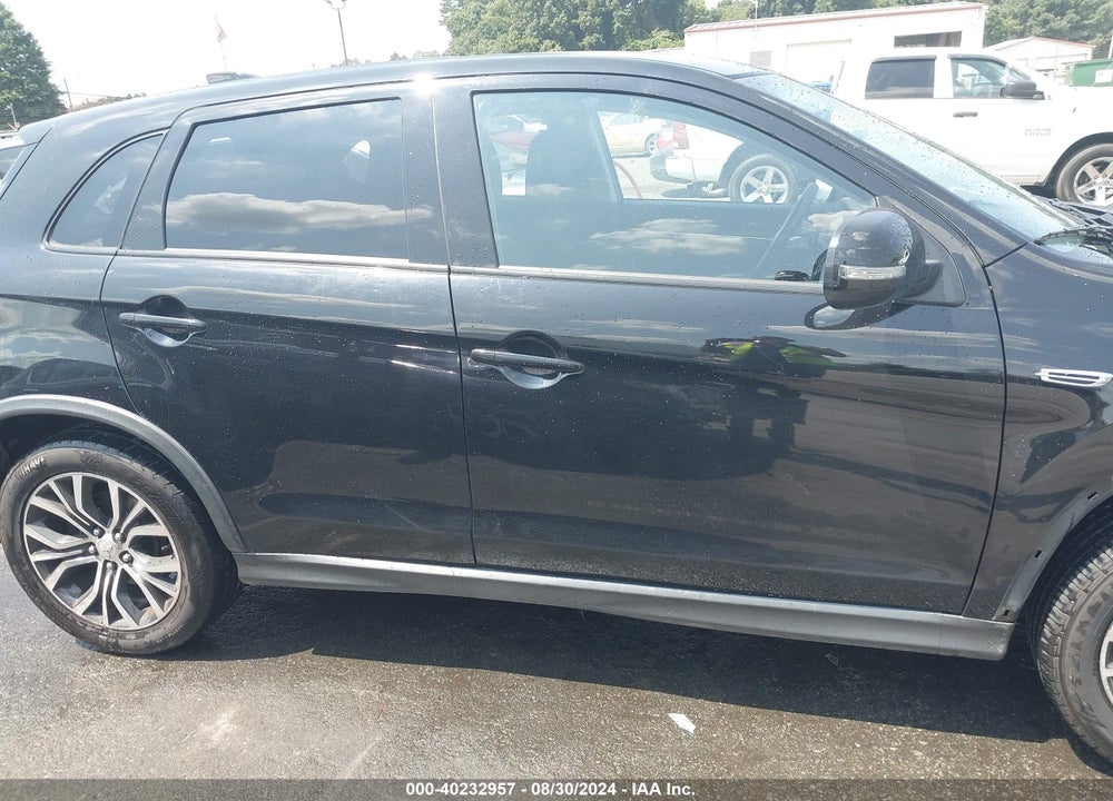 2019 MITSUBISHI OUTLANDER SPORT 2.0 ES VIN: JA4AP3AU8KU028315