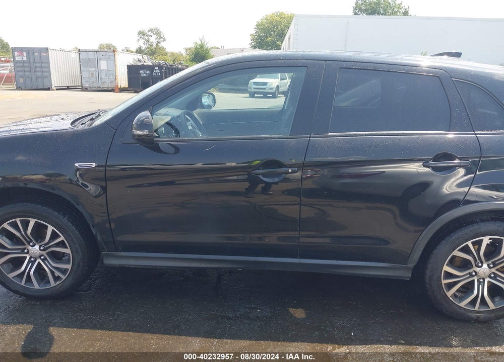 2019 MITSUBISHI OUTLANDER SPORT 2.0 ES VIN: JA4AP3AU8KU028315