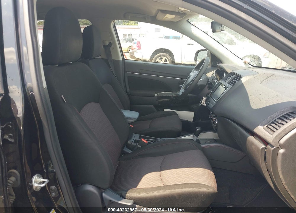 2019 MITSUBISHI OUTLANDER SPORT 2.0 ES VIN: JA4AP3AU8KU028315