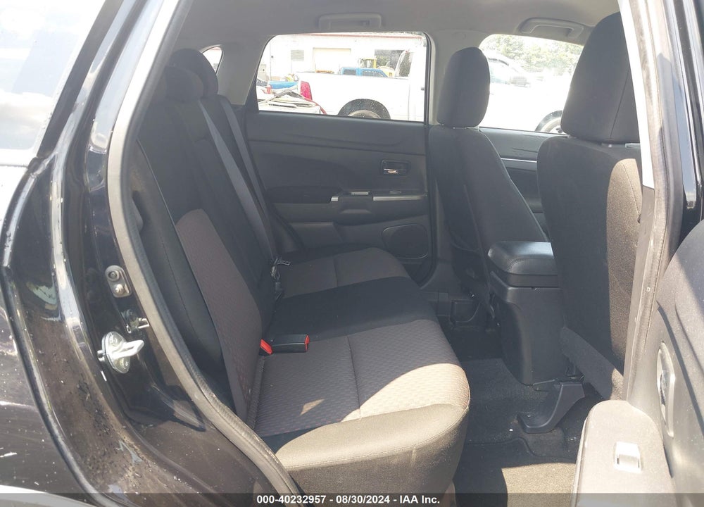 2019 MITSUBISHI OUTLANDER SPORT 2.0 ES VIN: JA4AP3AU8KU028315