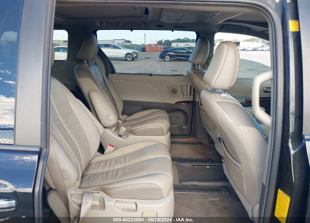 2011 TOYOTA SIENNA LIMITED V6 VIN: 5TDYK3DC7BS126892