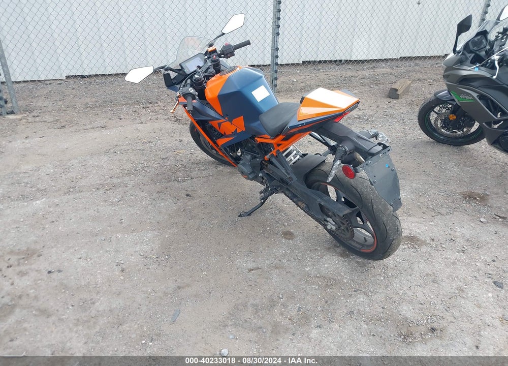 2022 KTM 390 RC VIN: MD2JYJ404NC217161