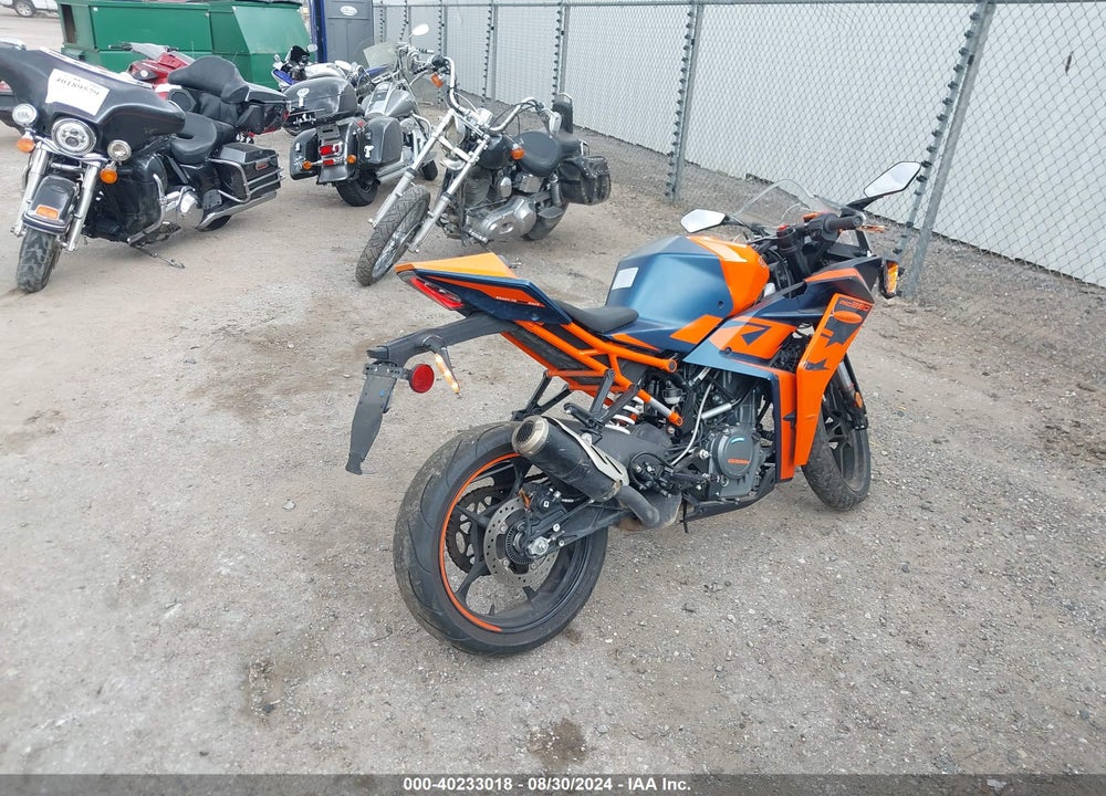 2022 KTM 390 RC VIN: MD2JYJ404NC217161