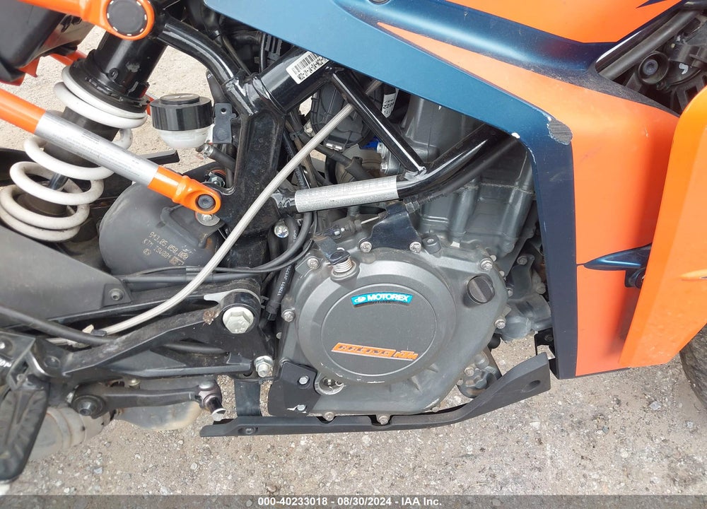 2022 KTM 390 RC VIN: MD2JYJ404NC217161