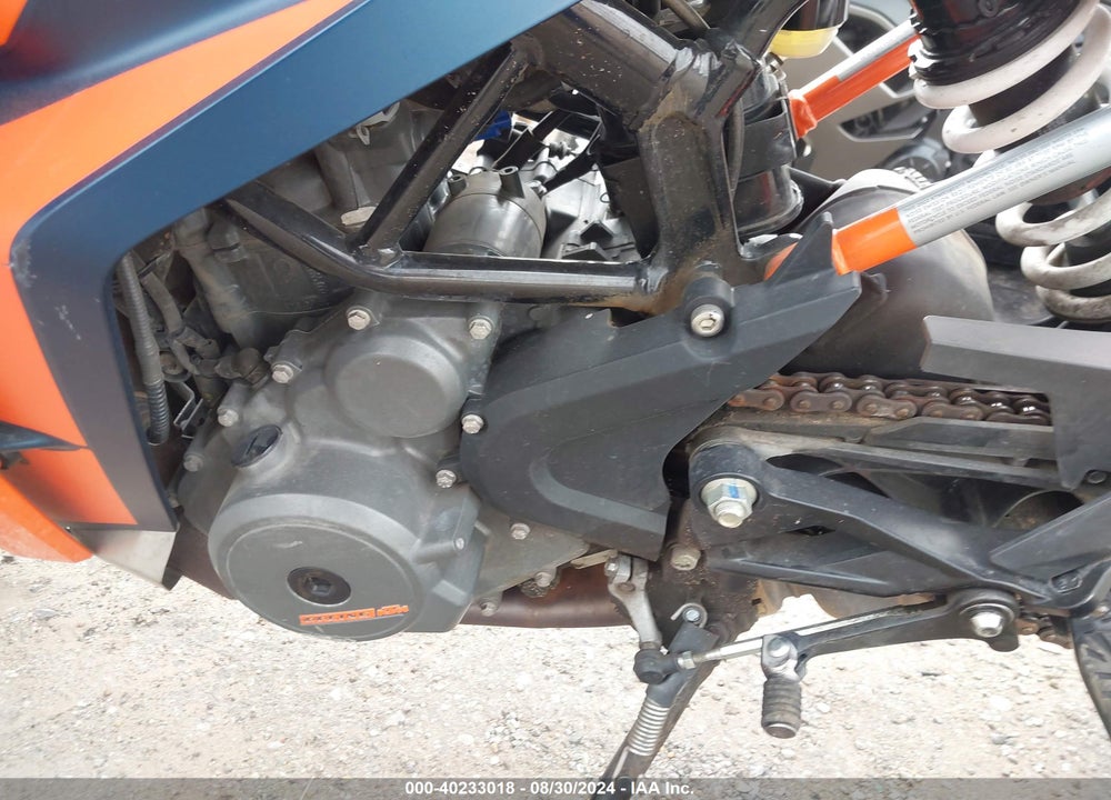 2022 KTM 390 RC VIN: MD2JYJ404NC217161