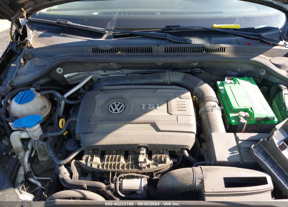 2015 VOLKSWAGEN JETTA 1.8T SE VIN: 3VWD17AJ4FM253761