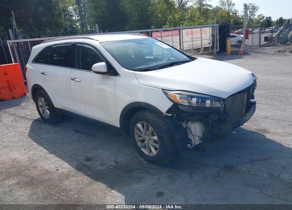2016 KIA SORENTO 2.4L LX VIN: 5XYPG4A3XGG006841
