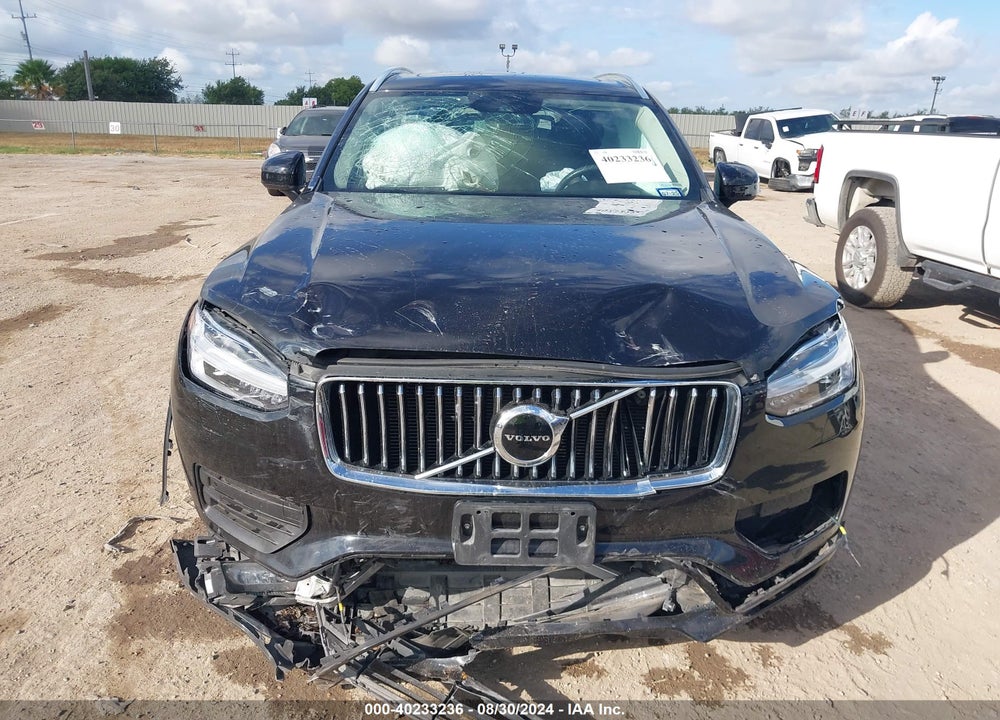 2021 VOLVO XC90 T5 MOMENTUM 7 PASSENGER VIN: YV4102PK9M1738514