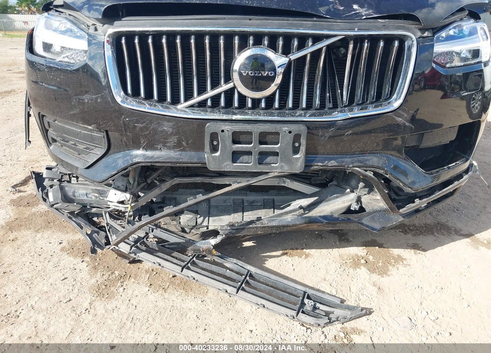 2021 VOLVO XC90 T5 MOMENTUM 7 PASSENGER VIN: YV4102PK9M1738514