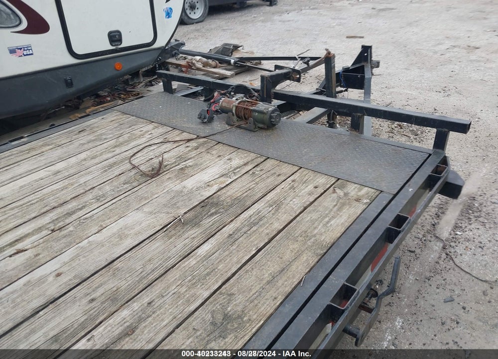 2015 BIG TEX TRAILER CO INC --- VIN: 16VFX1628F2075289