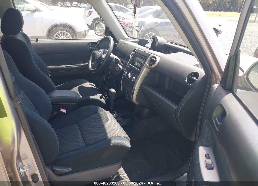 2006 SCION XB VIN: JTLKT324764114889