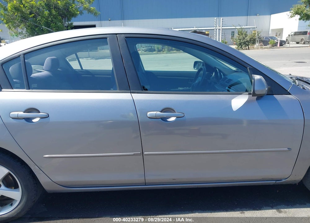 2006 MAZDA MAZDA3 VIN: JM1BK32G361527208