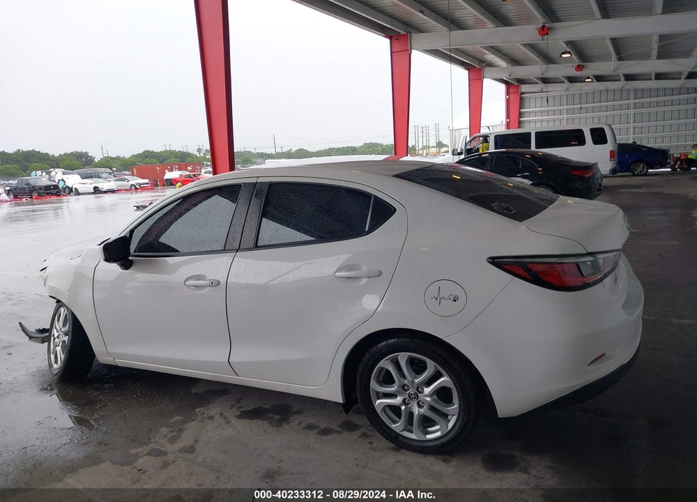 2016 SCION IA VIN: 3MYDLBZV0GY126024