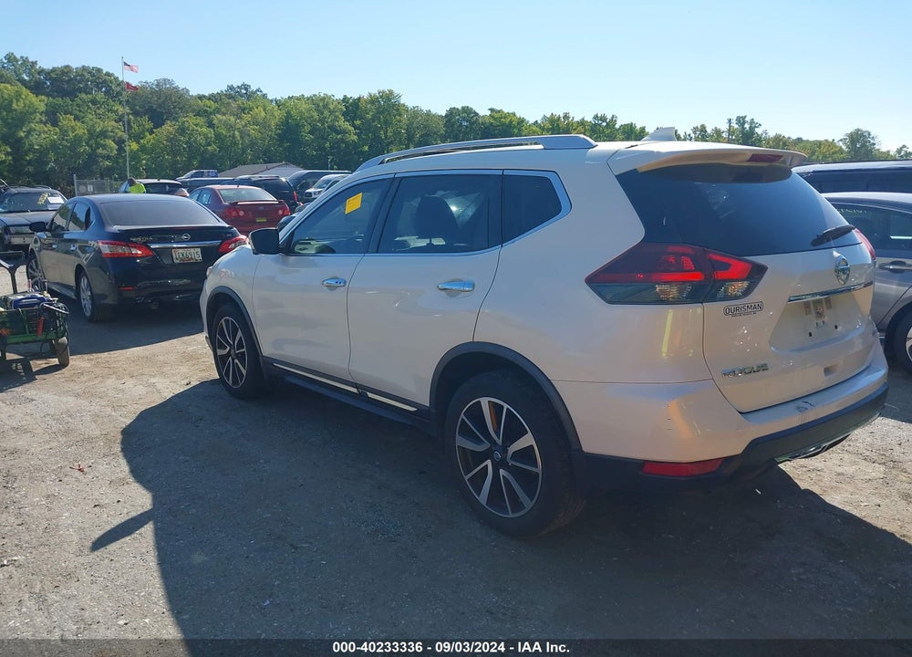2018 NISSAN ROGUE SL VIN: JN8AT2MVXJW304646