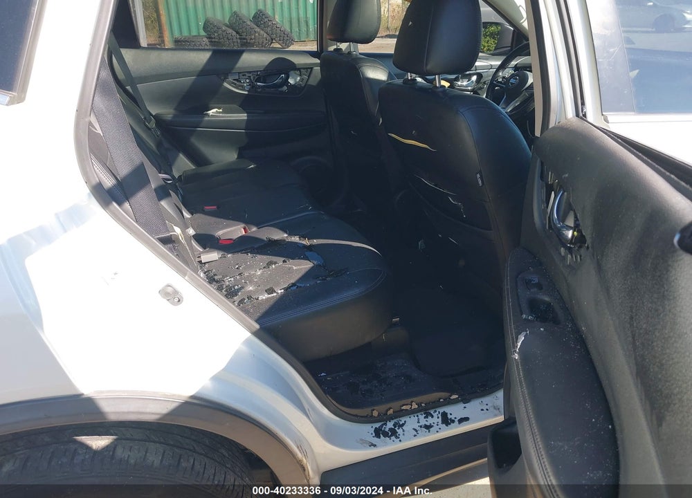 2018 NISSAN ROGUE SL VIN: JN8AT2MVXJW304646