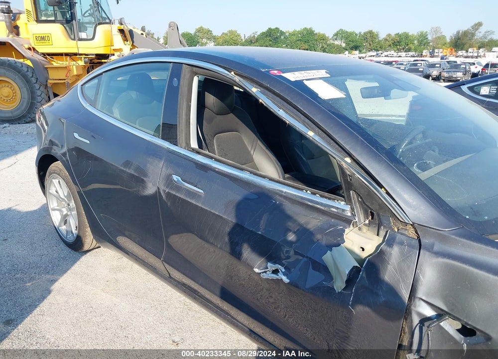 2018 TESLA MODEL 3 LONG RANGE/MID RANGE VIN: 5YJ3E1EA7JF048247