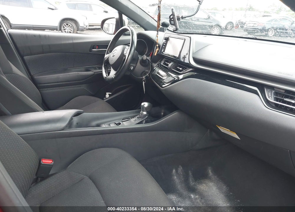 2018 TOYOTA C-HR XLE VIN: JTNKHMBX3J1010855