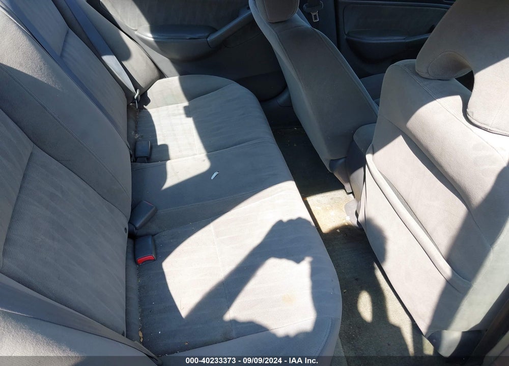 2004 HONDA CIVIC LX VIN: 2HGES16524H543359