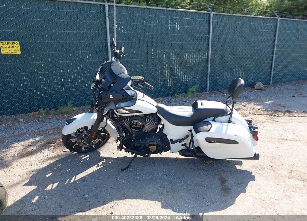 2019 INDIAN MOTORCYCLE CO. CHIEFTAIN DARK HORSE VIN: 56KTCDAA1K3370131