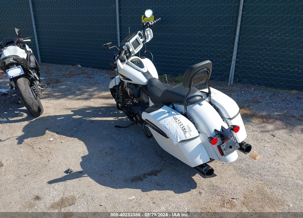 2019 INDIAN MOTORCYCLE CO. CHIEFTAIN DARK HORSE VIN: 56KTCDAA1K3370131