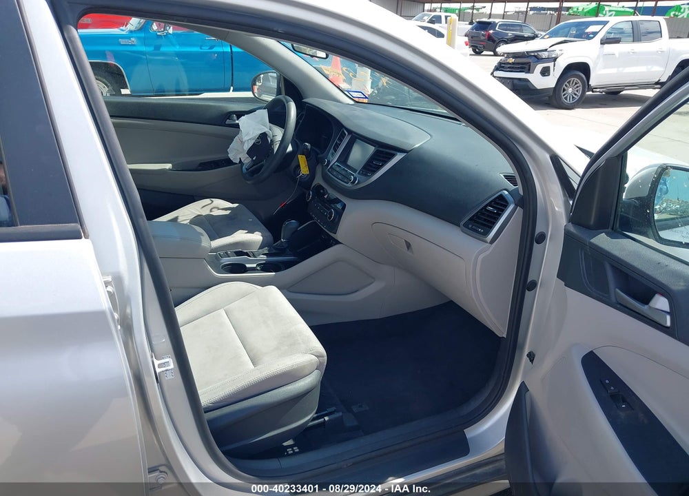 2018 HYUNDAI TUCSON SEL VIN: KM8J33A4XJU680249