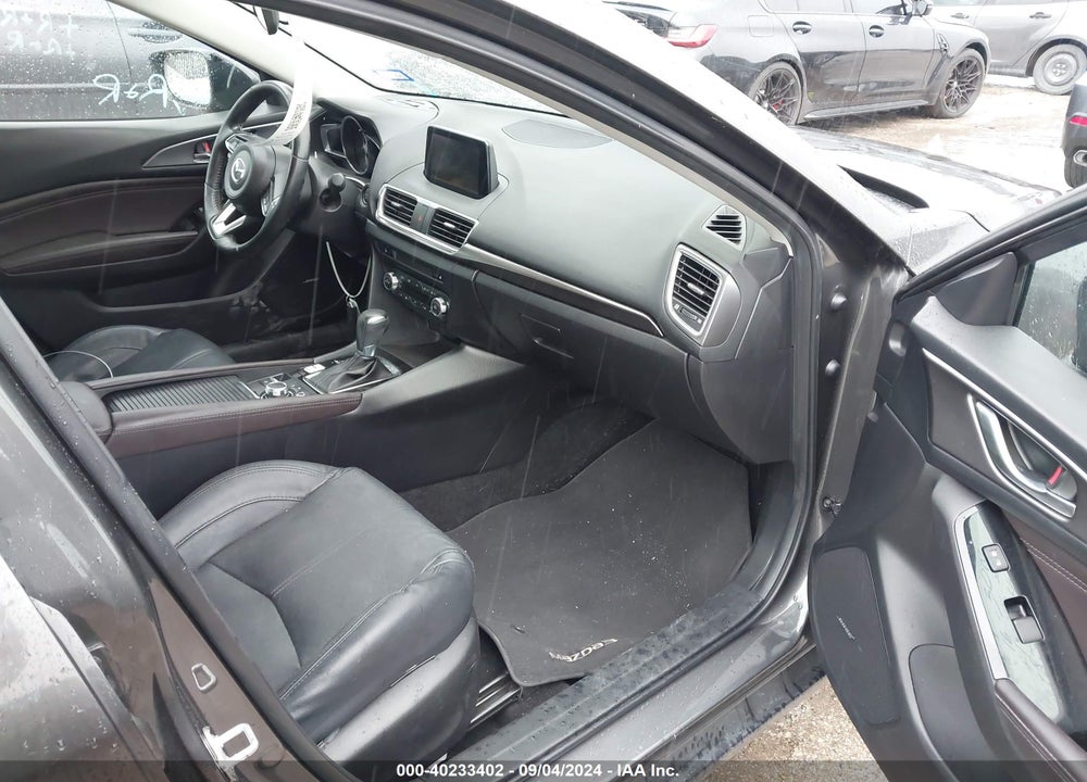 2018 MAZDA 3 GRAND TOURING VIN: 3MZBN1M39JM176657