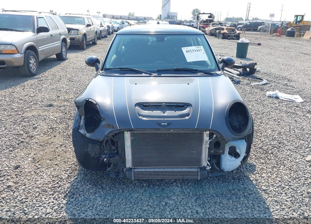 2013 MINI HARDTOP COOPER S VIN: WMWSV3C5XDT475546