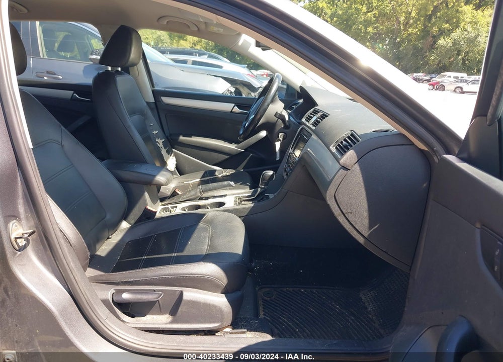 2013 VOLKSWAGEN PASSAT 2.5L SE VIN: 1VWBH7A38DC118155