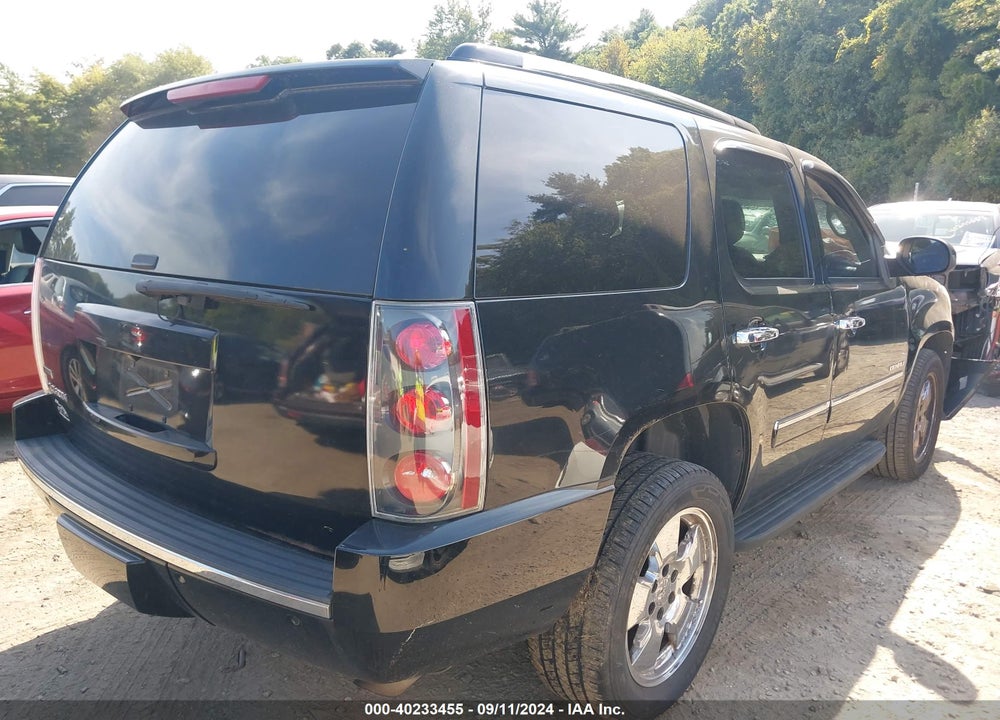 2010 GMC YUKON DENALI VIN: 1GKUKEEF8AR248102