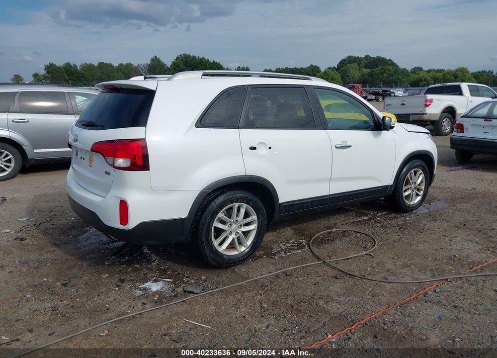 2014 KIA SORENTO LX VIN: 5XYKT3A64EG445749
