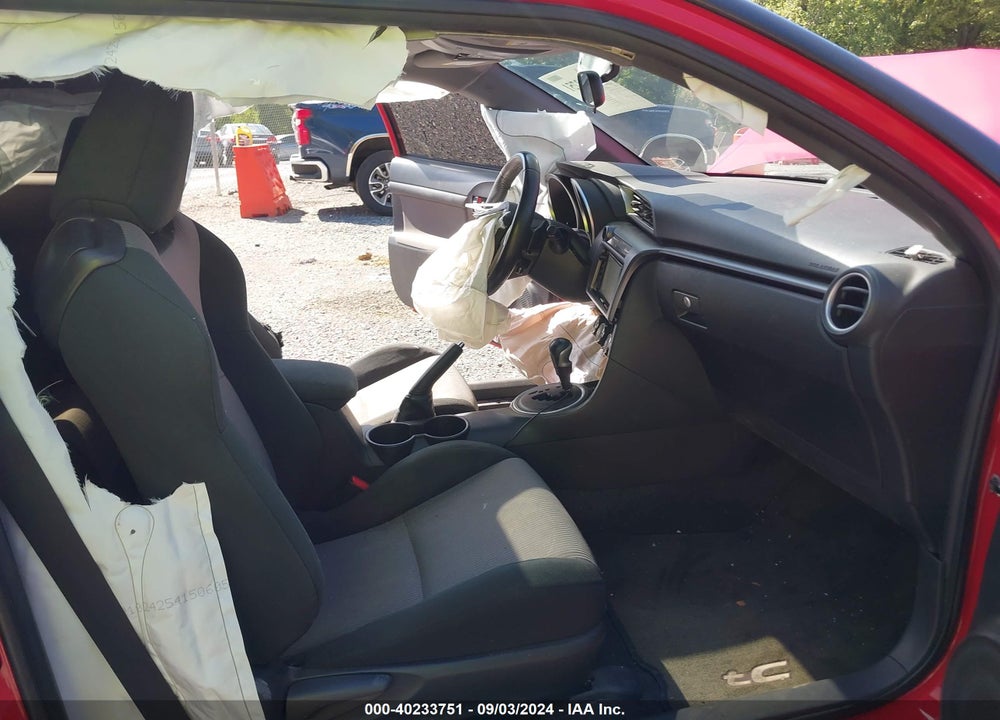 2016 SCION TC VIN: JTKJF5C70GJ016690