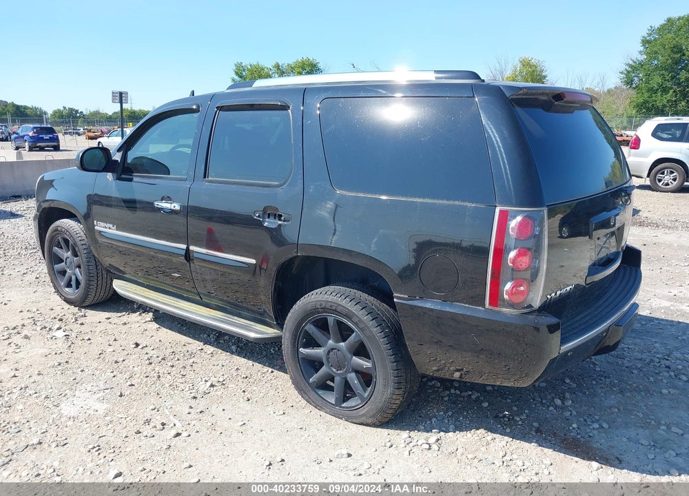 2008 GMC YUKON VIN: 1GKFK63858J177209
