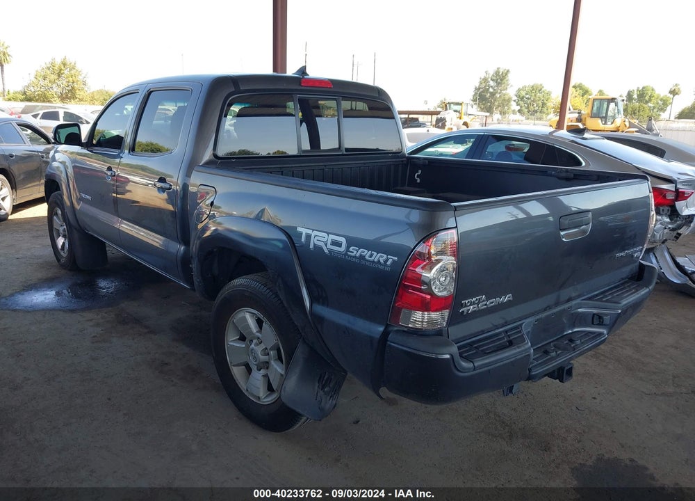 2015 TOYOTA TACOMA PRERUNNER V6 VIN: 3TMJU4GN1FM187837
