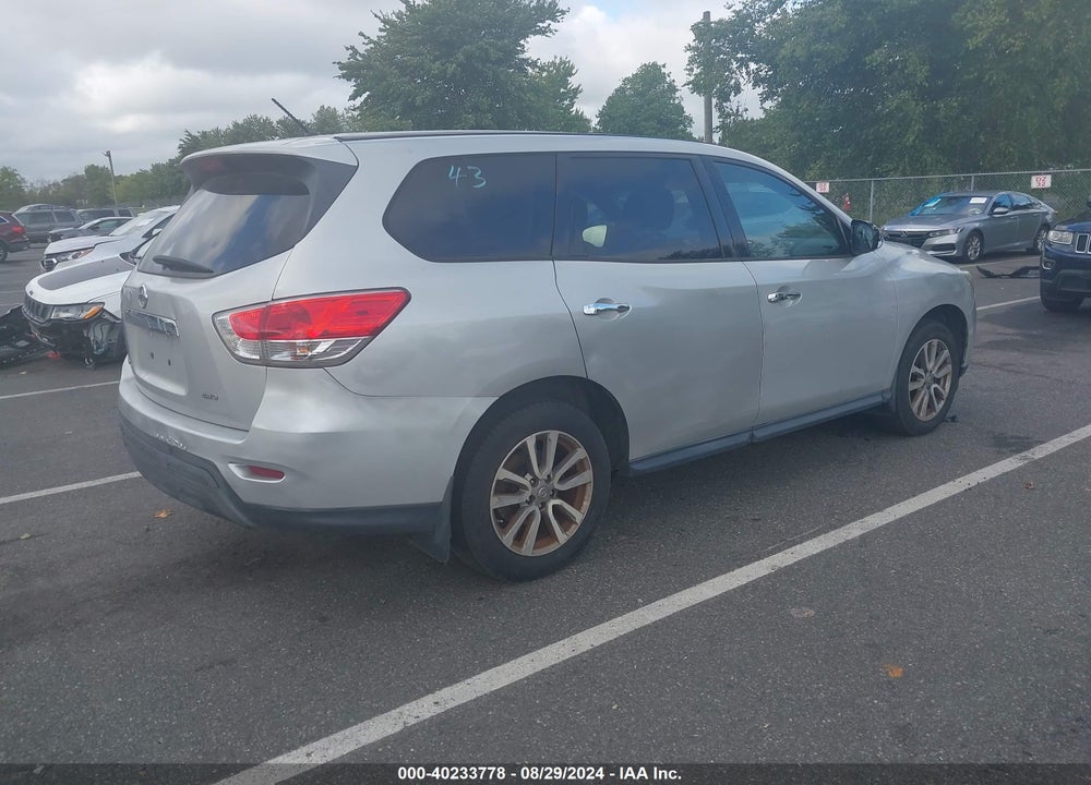 2015 NISSAN PATHFINDER VIN: 5N1AR2MMXFC613670