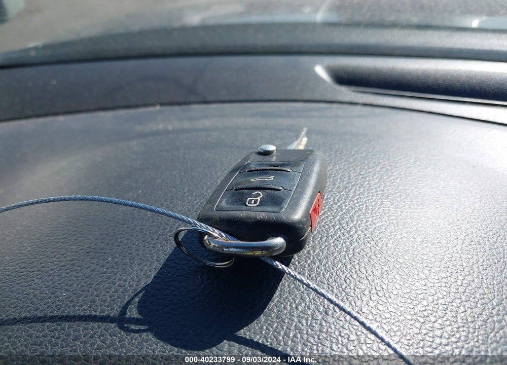 2012 VOLKSWAGEN JETTA 2.5L SE VIN: 3VWDP7AJ0CM418800