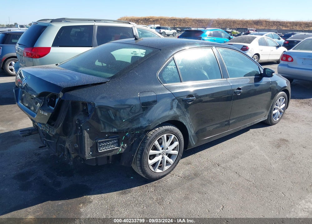 2012 VOLKSWAGEN JETTA 2.5L SE VIN: 3VWDP7AJ0CM418800