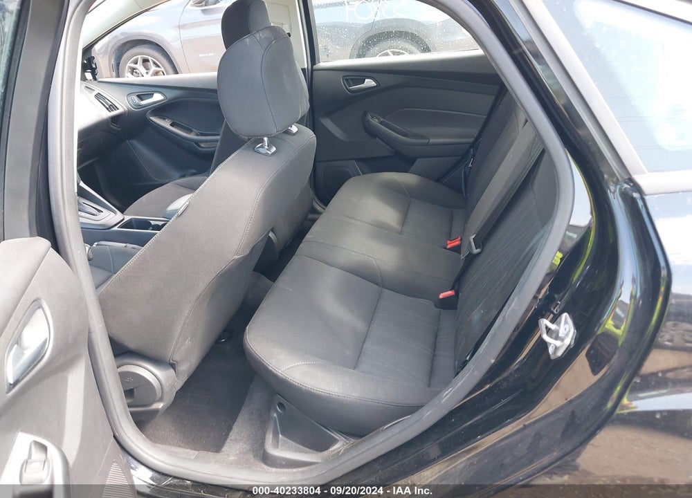 2017 FORD FOCUS SE VIN: 1FADP3F21HL340703