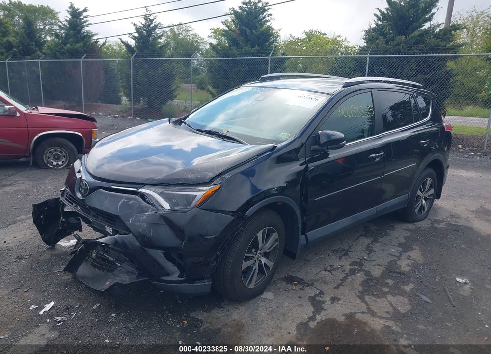 2016 TOYOTA RAV4 XLE VIN: 2T3RFREV3GW461164