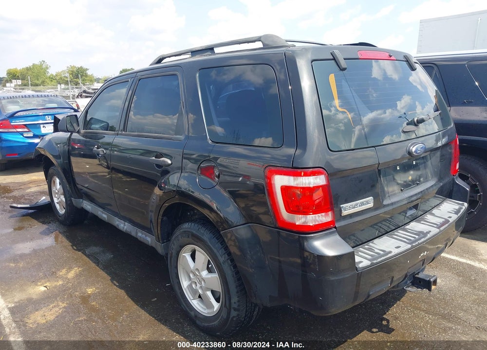 2011 FORD ESCAPE XLS VIN: 1FMCU0C71BKC48304