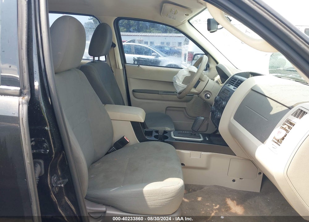 2011 FORD ESCAPE XLS VIN: 1FMCU0C71BKC48304
