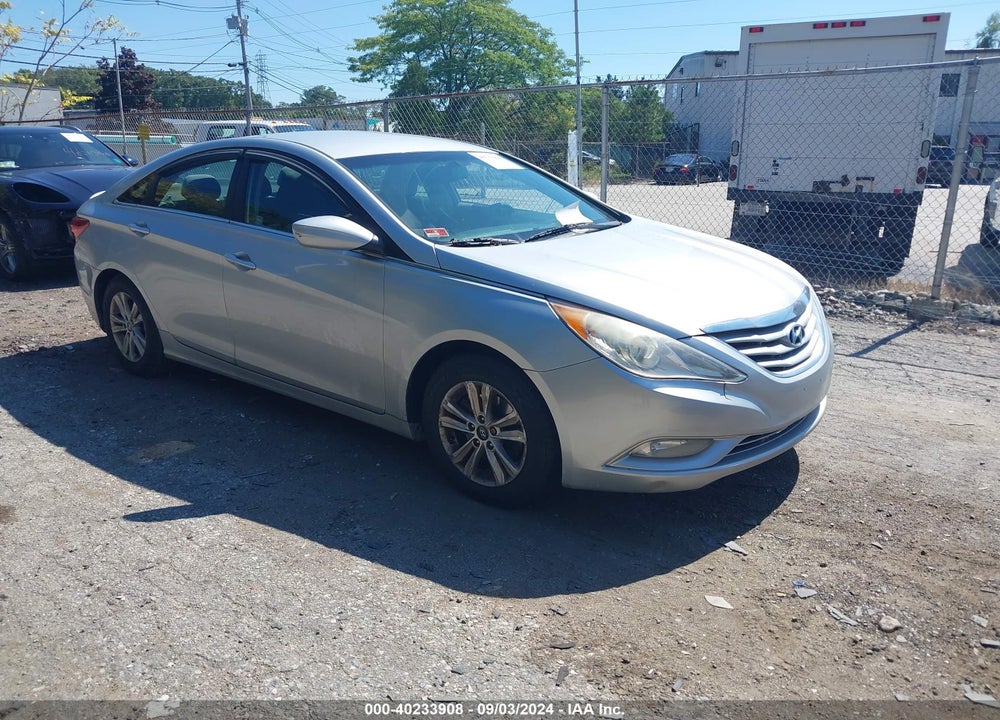 2013 HYUNDAI SONATA GLS VIN: 5NPEB4AC8DH715598