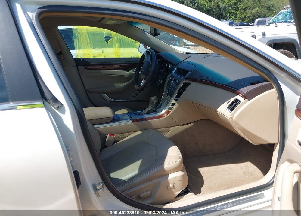 2010 CADILLAC CTS LUXURY VIN: 1G6DF5EG6A0120229