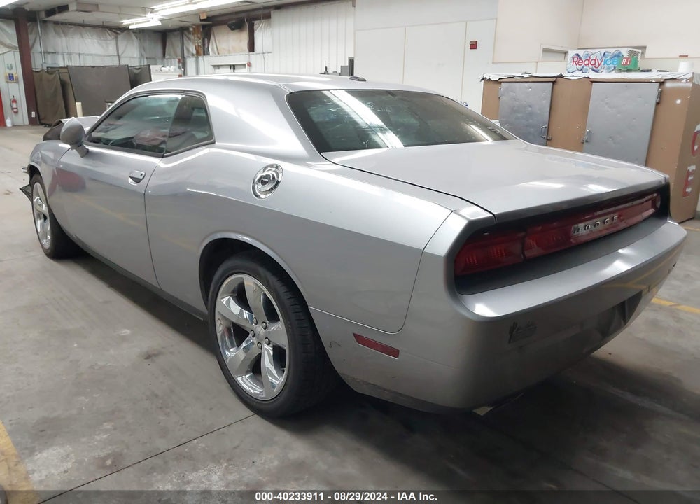 2013 DODGE CHALLENGER SXT PLUS VIN: 2C3CDYAG4DH724999