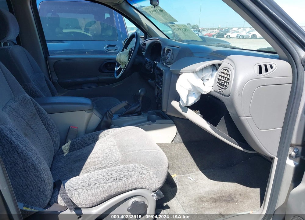 2003 CHEVROLET TRAILBLAZER LS VIN: 1GNDS13S532282599